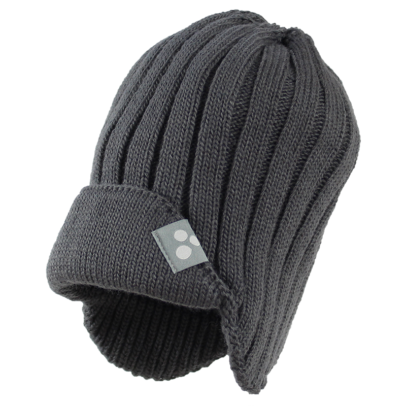 Kids hat YOUNG